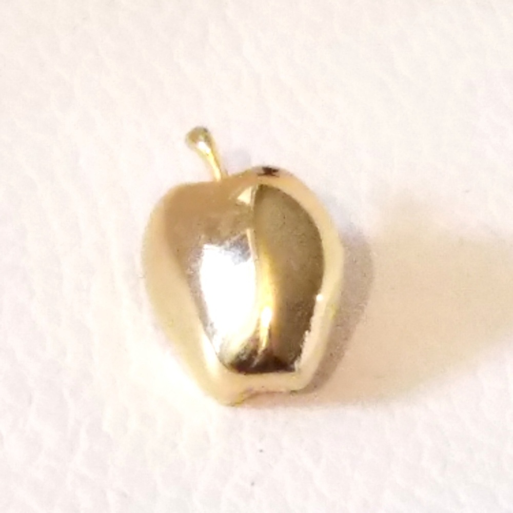 Jubilee Vintage Golden Apple Pin Brooch Tie Pin